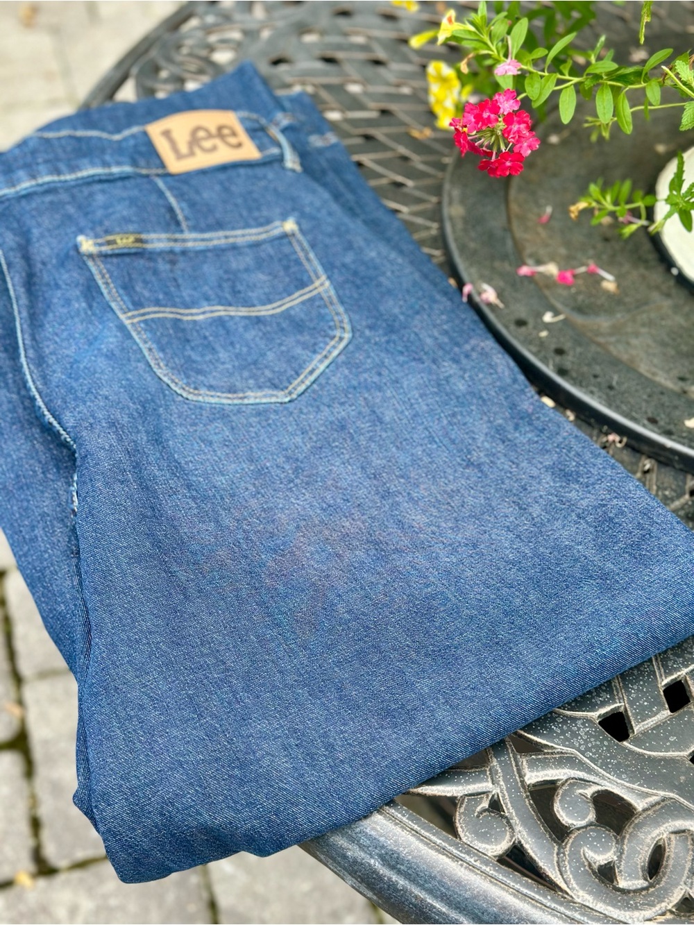 Lee Legendary High Rise Wide Leg Jeans NWT Women’s 18W Medium Stretch Dark Wash - Picture 8 of 11